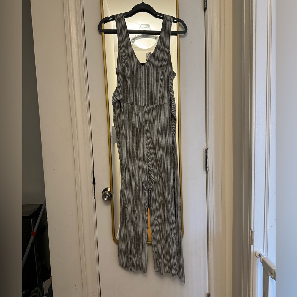 1 STATE Jumpsuit Women’s Sleeveless V-Neck Carousel Stripe Black Linen